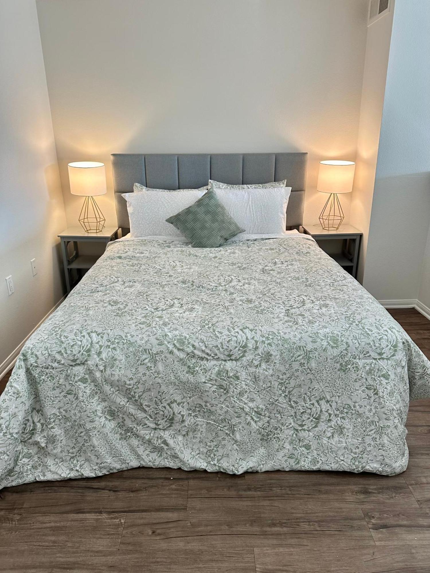 Spacious Loft 3bedroom 2bathroom In Marina Del Rey Apartment Los Angeles